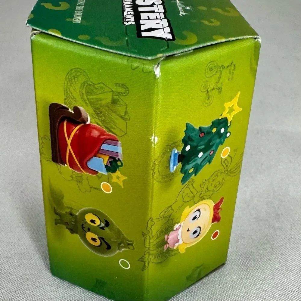 The Grinch Mystery Ornaments - Picture 4 of 5